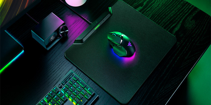 TNC Store Bàn Di Chuột Razer HyperFlux V2 Wireless Charging System Hard Edition