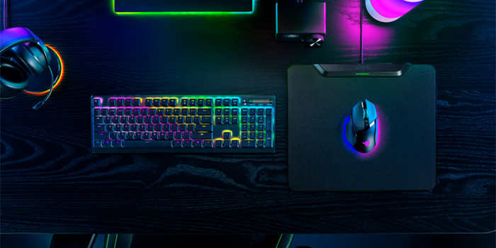 TNC Store Bàn Di Chuột Razer HyperFlux V2 Wireless Charging System Hard Edition